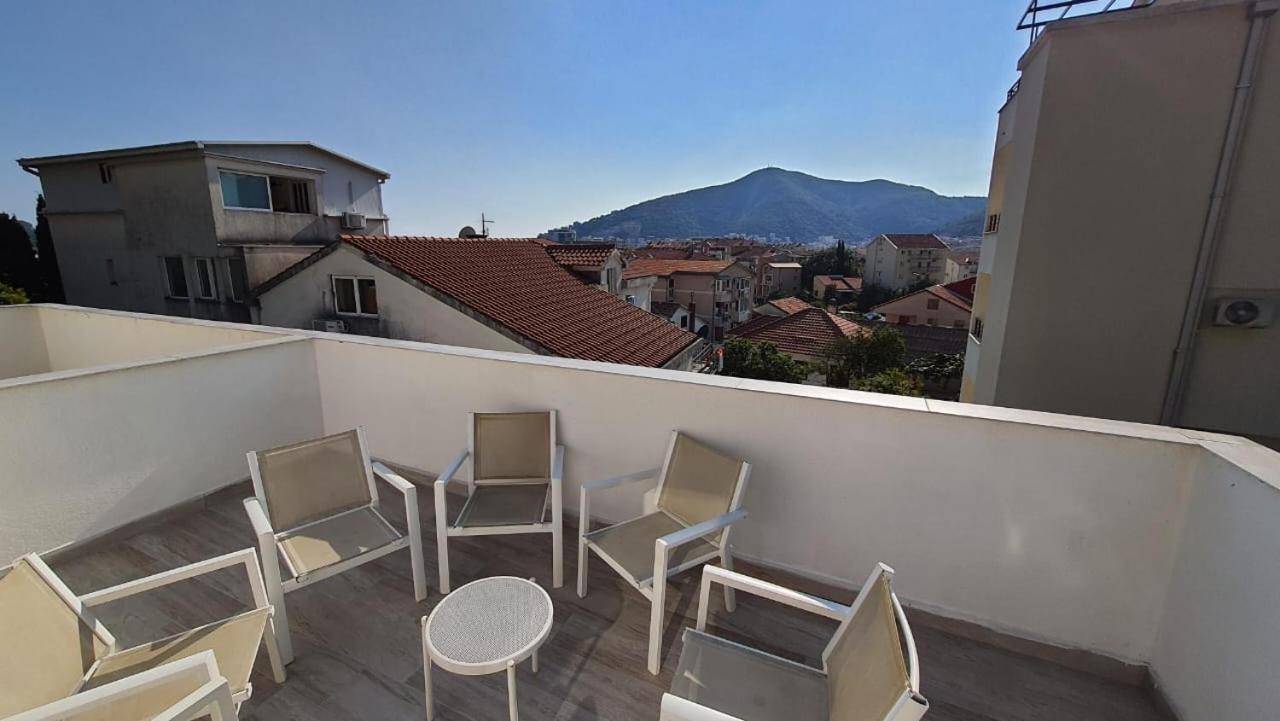 Villa Golf Μπούντβα Δωμάτιο φωτογραφία