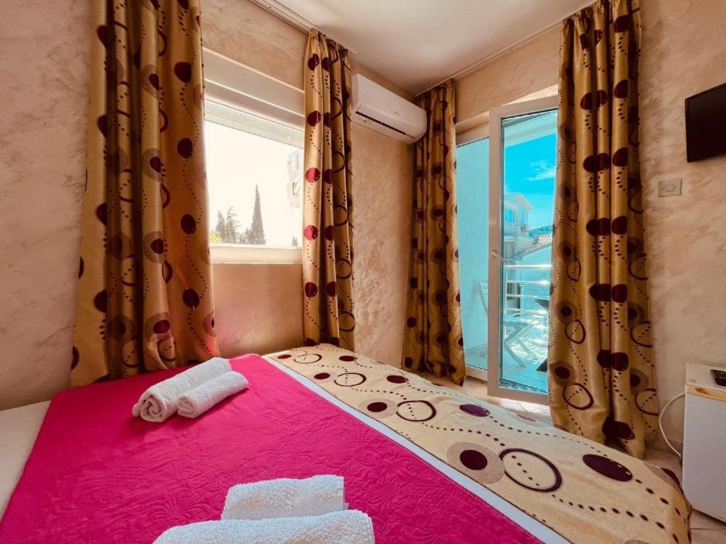 Villa Golf Μπούντβα Εξωτερικό φωτογραφία