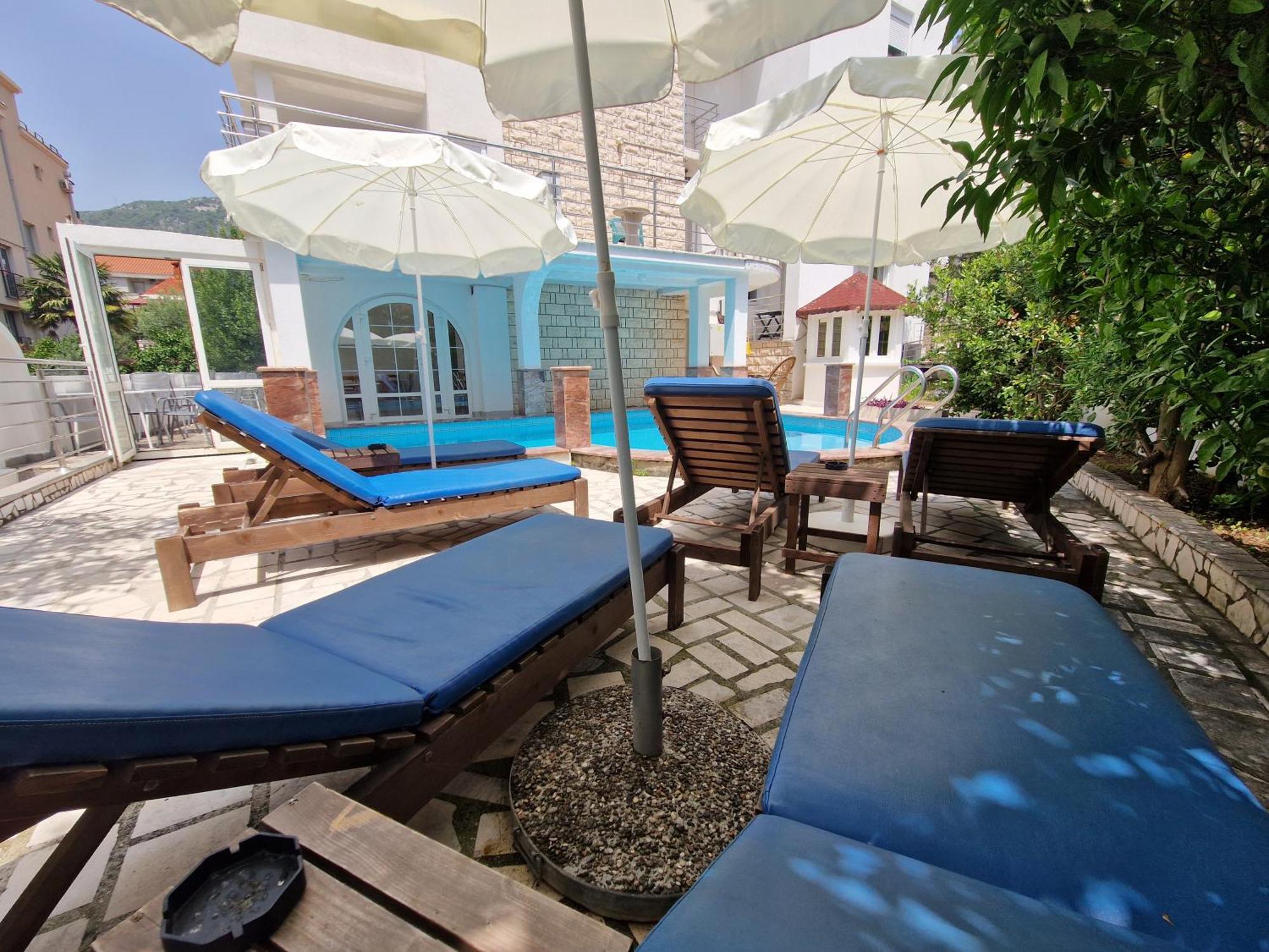 Villa Golf Μπούντβα Εξωτερικό φωτογραφία