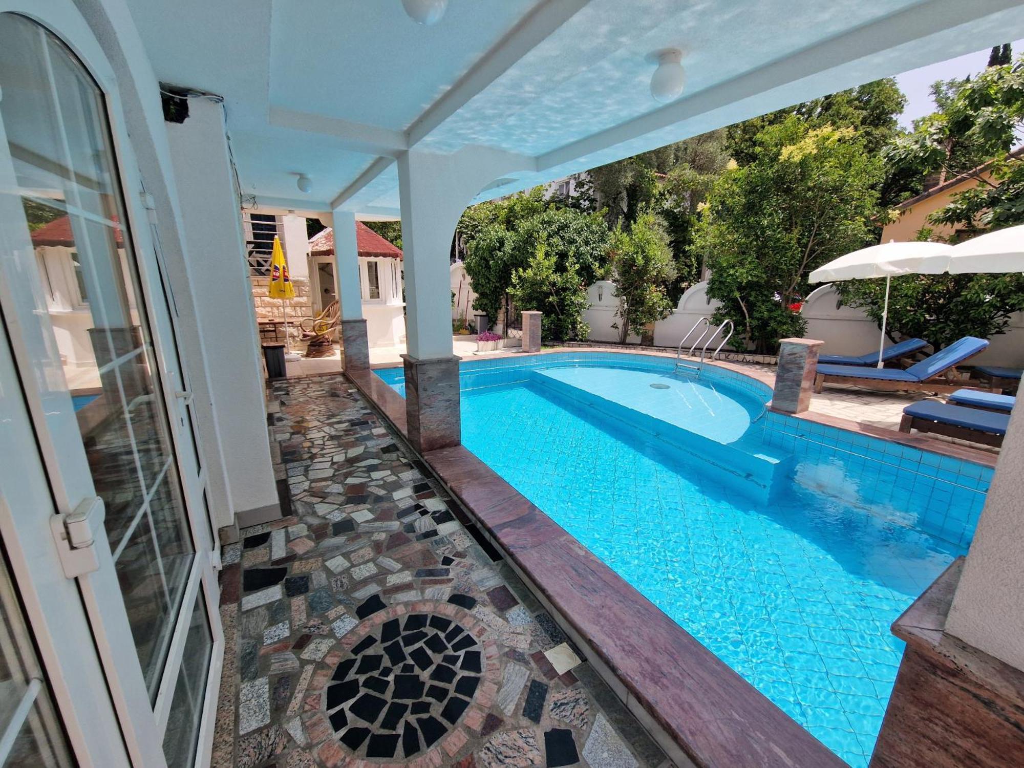 Villa Golf Μπούντβα Εξωτερικό φωτογραφία