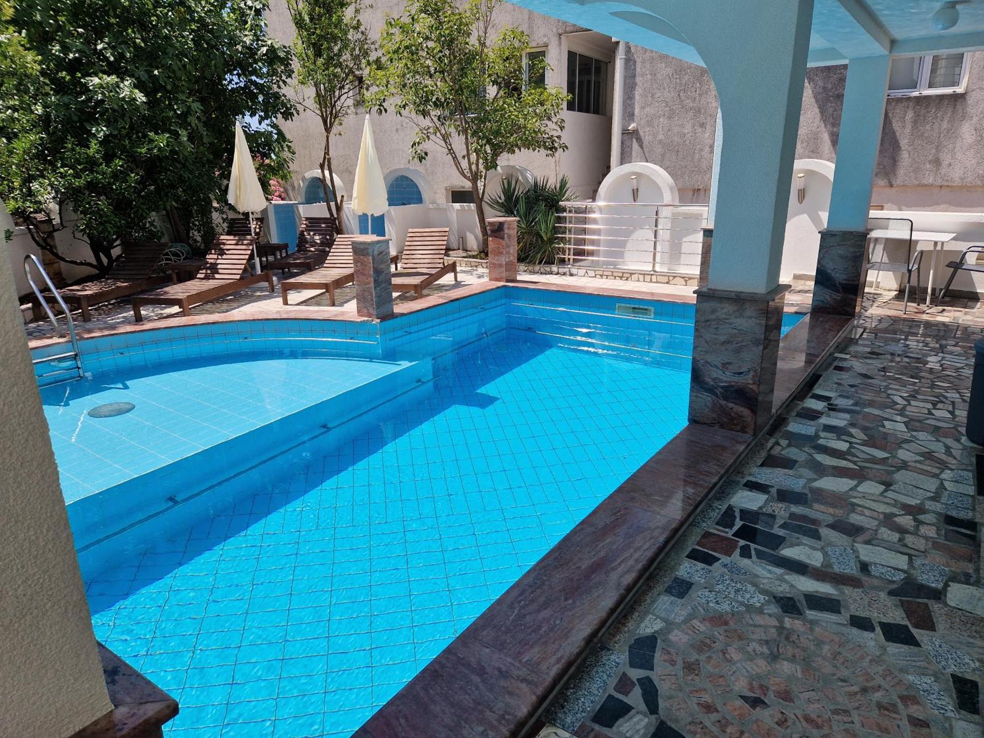 Villa Golf Μπούντβα Εξωτερικό φωτογραφία